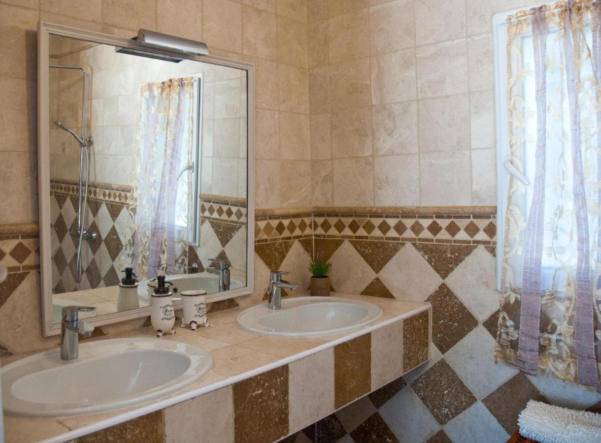 فندق Vintage Provence آرْلْ المظهر الخارجي الصورة
